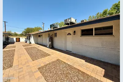 1202 E Kaler Drive #2, Phoenix, AZ 85020 - Photo 11