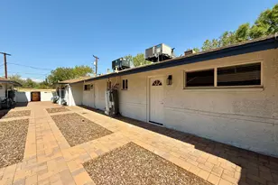 1202 E Kaler Dr, Phoenix, AZ 85020 - Photo 11