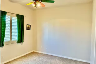 929 E Derby Dr, Tempe, AZ 85284 - Photo 25