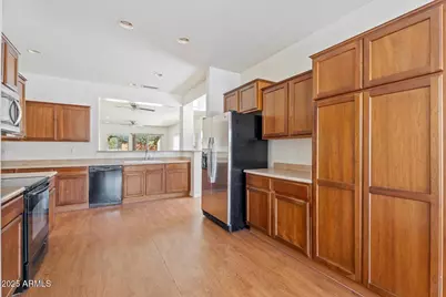 26058 W Yukon Drive, Buckeye, AZ 85396 - Photo 7