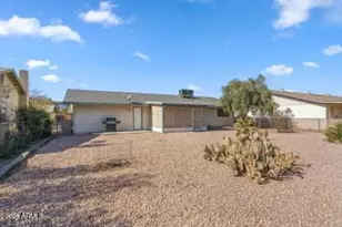 11643 S Iroquois Dr, Phoenix, AZ 85044 - Photo 23