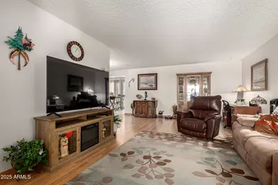 10422 W Ocotillo Drive, Sun City, AZ 85373 - Photo 7