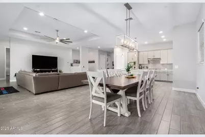 13196 W Woodstock Road, Peoria, AZ 85383 - Photo 9