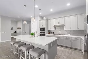 13196 W Woodstock Rd, Peoria, AZ 85383 - Photo 17