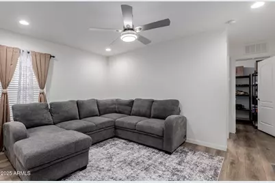 10810 N 91st Avenue #24, Peoria, AZ 85345 - Photo 9