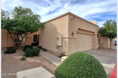 625 N Hamilton Street #8, Chandler, AZ 85225 - Photo 1