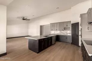 22518 W Meade Ln, Buckeye, AZ 85326 - Photo 9