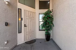 1625 E Montoya Ln, Phoenix, AZ 85024 - Photo 3