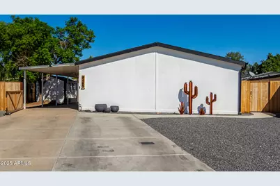 9460 E Escondido Avenue, Mesa, AZ 85208 - Photo 1