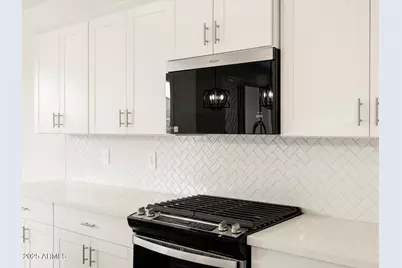 17794 W Odeum Lane, Goodyear, AZ 85338 - Photo 9