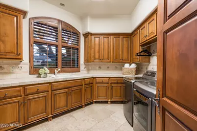 9497 N 55th Street, Paradise Valley, AZ 85253 - Photo 41