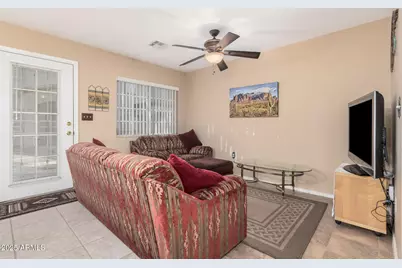 125 S 56th Street #115, Mesa, AZ 85206 - Photo 5