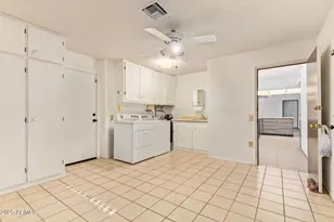 17402 N Lindgren Ave, Sun City, AZ 85373 - Photo 15