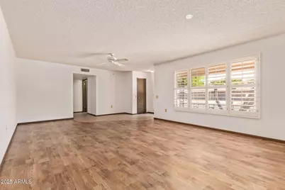 17402 N Lindgren Avenue, Sun City, AZ 85373 - Photo 3