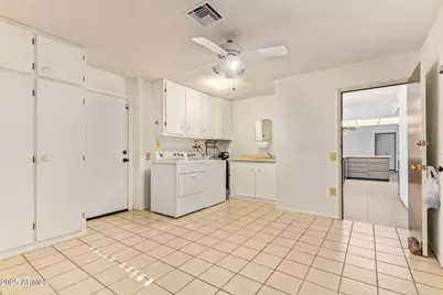 17402 N Lindgren Avenue, Sun City, AZ 85373 - Photo 17