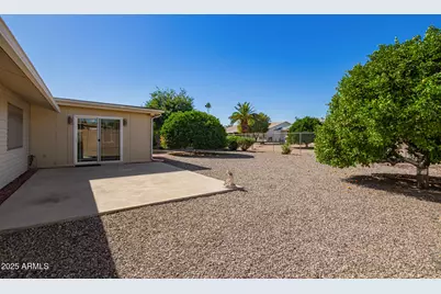 17402 N Lindgren Avenue, Sun City, AZ 85373 - Photo 19