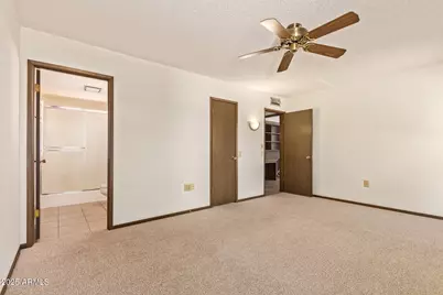 17402 N Lindgren Avenue, Sun City, AZ 85373 - Photo 15