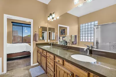 4821 E Kirkland Road, Phoenix, AZ 85054 - Photo 15