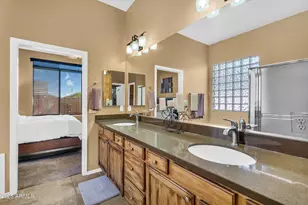 4821 E Kirkland Rd, Phoenix, AZ 85054 - Photo 15