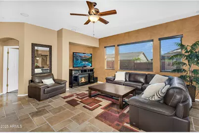 4821 E Kirkland Road, Phoenix, AZ 85054 - Photo 3