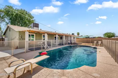 4902 W Sheridan Street, Phoenix, AZ 85035 - Photo 1