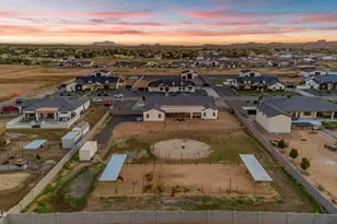 4072 E Weston Ln, San Tan Valley, AZ 85140 - Photo 83