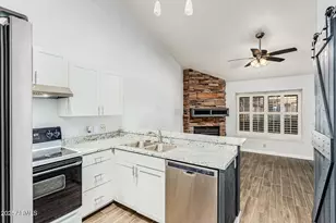 4901 E Kelton Ln, Scottsdale, AZ 85254 - Photo 9