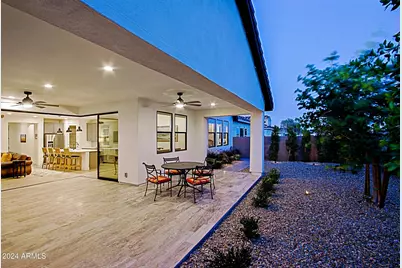 17221 W Middlebury Street, Surprise, AZ 85388 - Photo 11