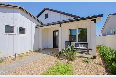 17221 W Middlebury Street, Surprise, AZ 85388 - Photo 11