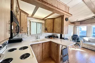 904 S Mineshaft Dr, Apache Junction, AZ 85119 - Photo 33