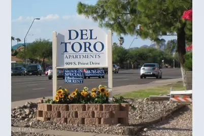 909 S Priest Drive #10, Tempe, AZ 85281 - Photo 11