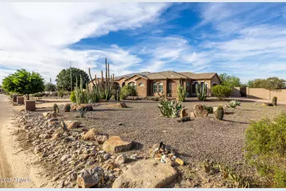 20548 E Navajo Drive, Queen Creek, AZ 85142 - Photo 9