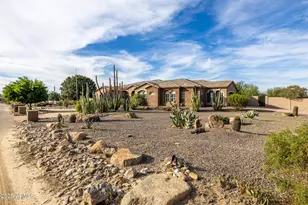 20548 E Navajo Dr, Queen Creek, AZ 85142 - Photo 9