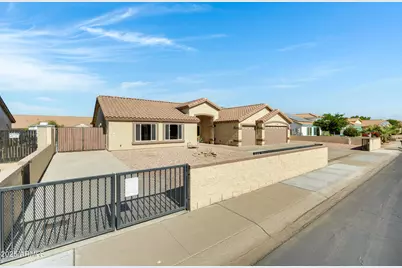 1748 E Park Street, Phoenix, AZ 85042 - Photo 1