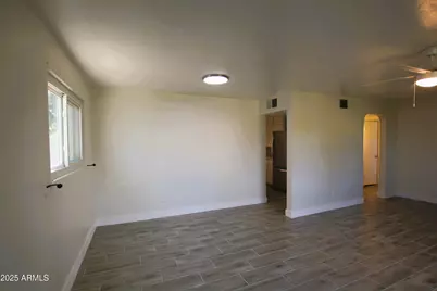 1333 E Flower Street, Phoenix, AZ 85014 - Photo 9