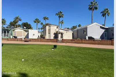 2269 S Seminole Drive, Apache Junction, AZ 85119 - Photo 1