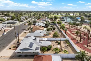 13637 W Pyracantha Dr, Sun City West, AZ 85375 - Photo 29