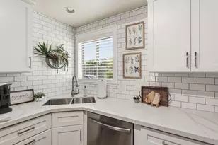 11680 E Sahuaro Dr, Scottsdale, AZ 85259 - Photo 13