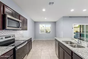 1016 W Beacon Dr, Casa Grande, AZ 85122 - Photo 11