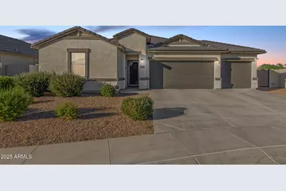 1016 W Beacon Drive, Casa Grande, AZ 85122 - Photo 1