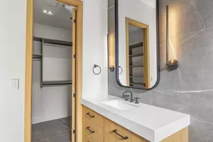 5305 N 68th Pl, Paradise Valley, AZ 85253 - Photo 43