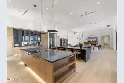 5305 N 68th Place, Paradise Valley, AZ 85253 - Photo 17