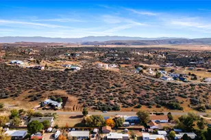 18278 S Henley Ave, Peeples Valley, AZ 86332 - Photo 37