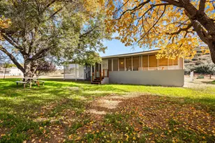 18278 S Henley Ave, Peeples Valley, AZ 86332 - Photo 27