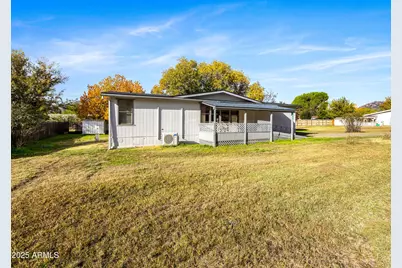 18278 S Henley Avenue, Peeples Valley, AZ 86332 - Photo 1