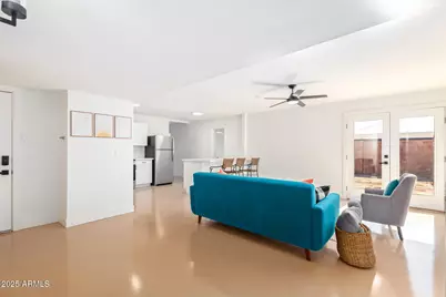 6201 W Indianola Avenue, Phoenix, AZ 85033 - Photo 9