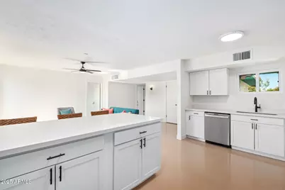 6201 W Indianola Avenue, Phoenix, AZ 85033 - Photo 21