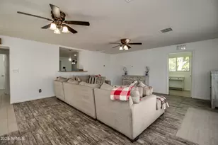2017 W Edgemont Ave, Phoenix, AZ 85009 - Photo 19