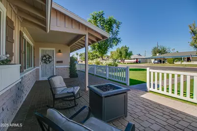 2017 W Edgemont Avenue, Phoenix, AZ 85009 - Photo 3