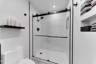 2228 E Campbell Avenue #205, Phoenix, AZ 85016 - Photo 11